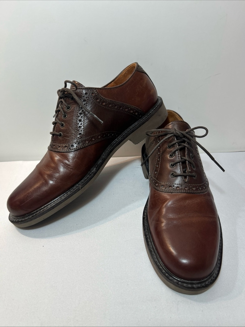 Men's Classic Brown Leather Oxford Shoes with Brogue Detailing Made In Italy Vtg